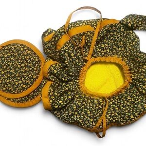 Yellow Floral Drawstring hot dish carrier with Matching hot pads #handmade